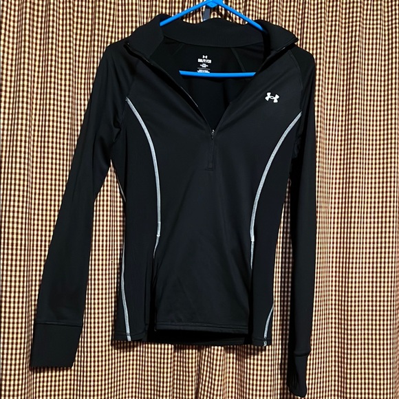 Under Armour Tops - Under Armour Black Long Sleeve Top